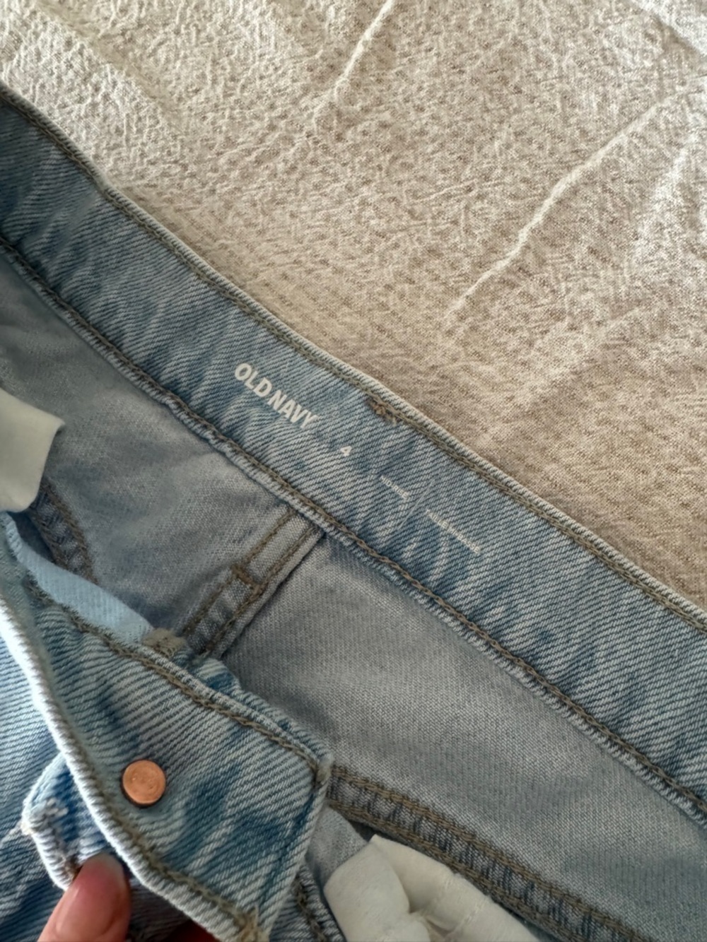 Reworked denim skirt with patchwork Butterflies - Picture 9 of 14